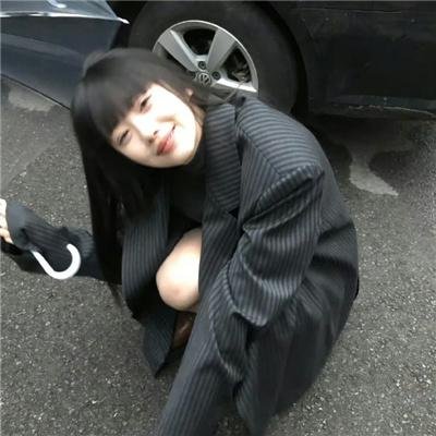 幽灵与未亡人